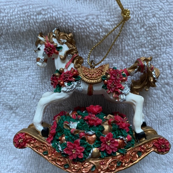 Set of 6 San Francisco music co ornaments boxed - Picture 5 of 16